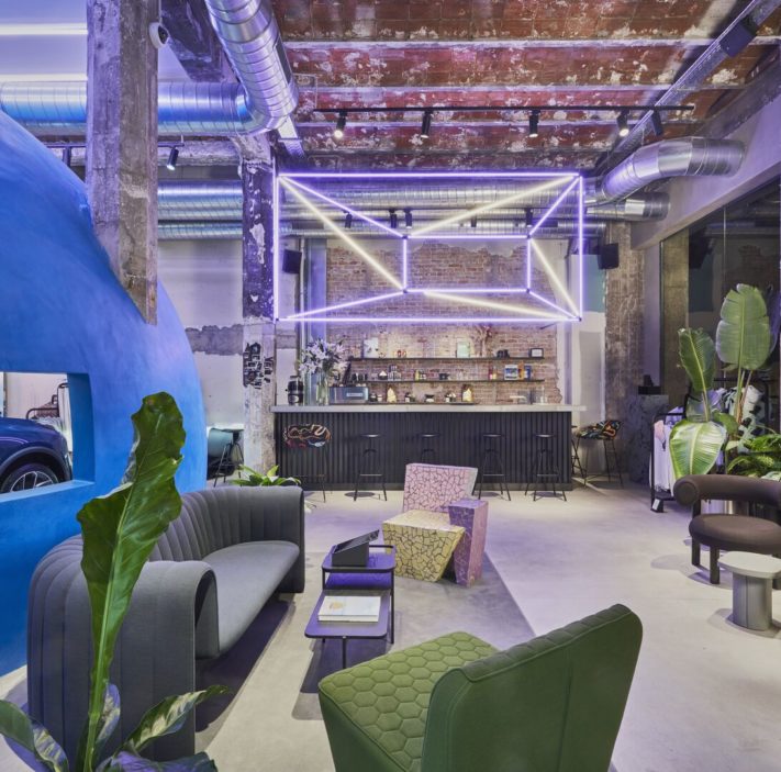 448066-Large-LynkCo_BCN_club_interior_01-d9351f-original-1666103160